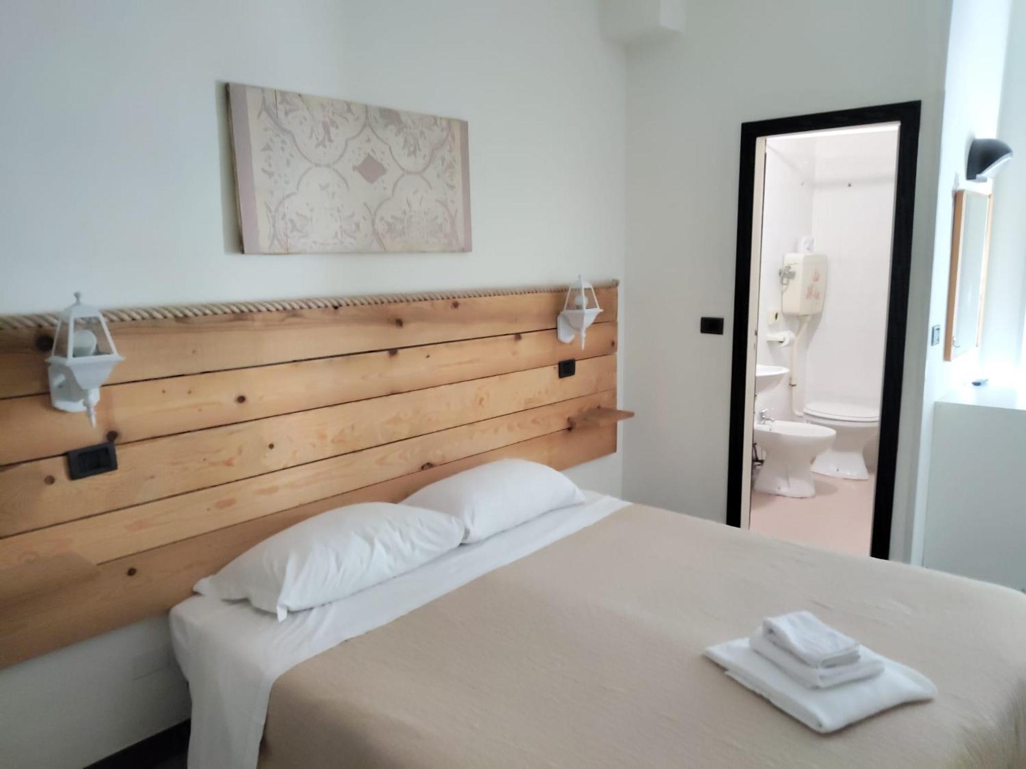 Hotel Garisenda B&B - In Centro A Riccione - Экстерьер фото